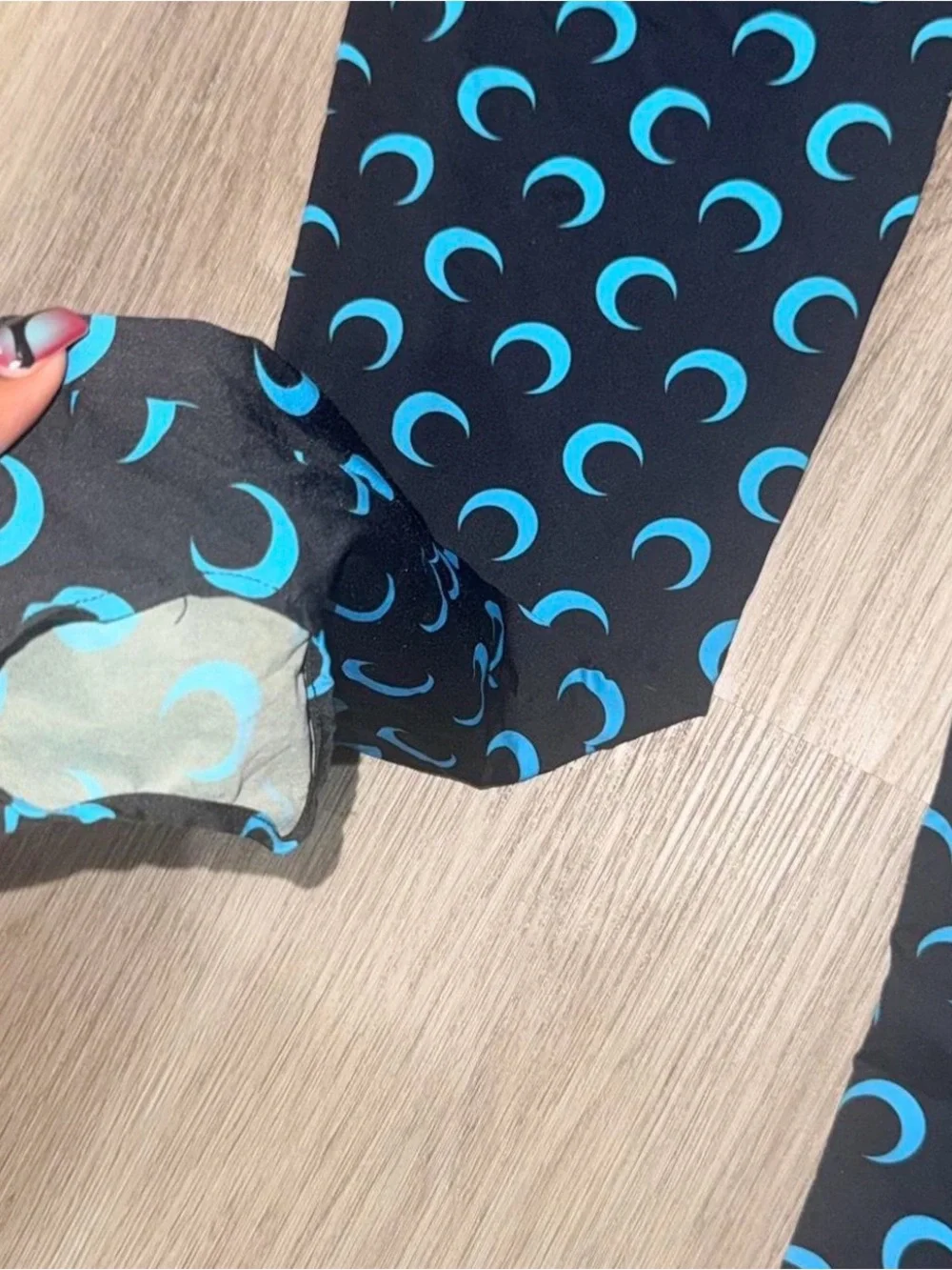 Marine Serre Black Leggings with Bright Blue Crescent Moon Print - Picture 4 of 9